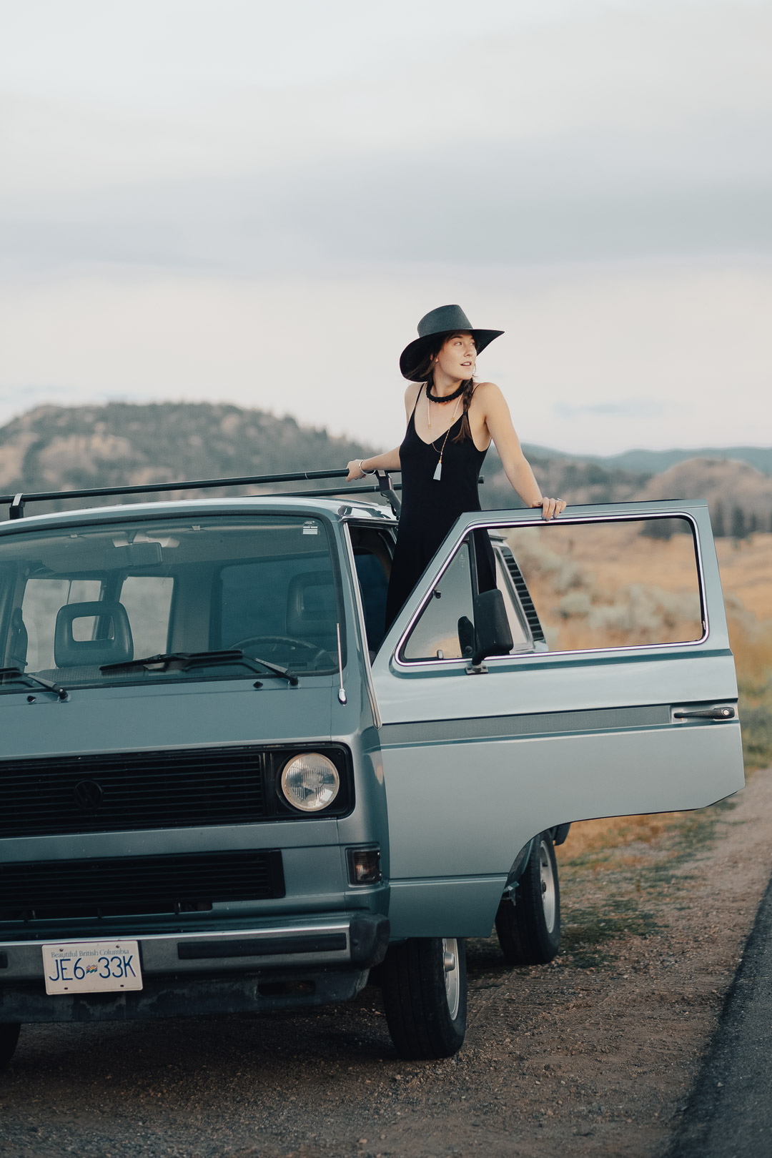 girls of dust image 3