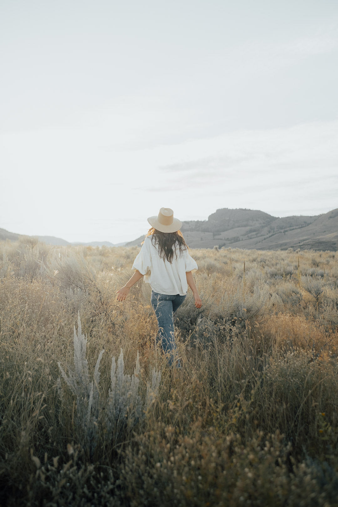 girls of dust image 6